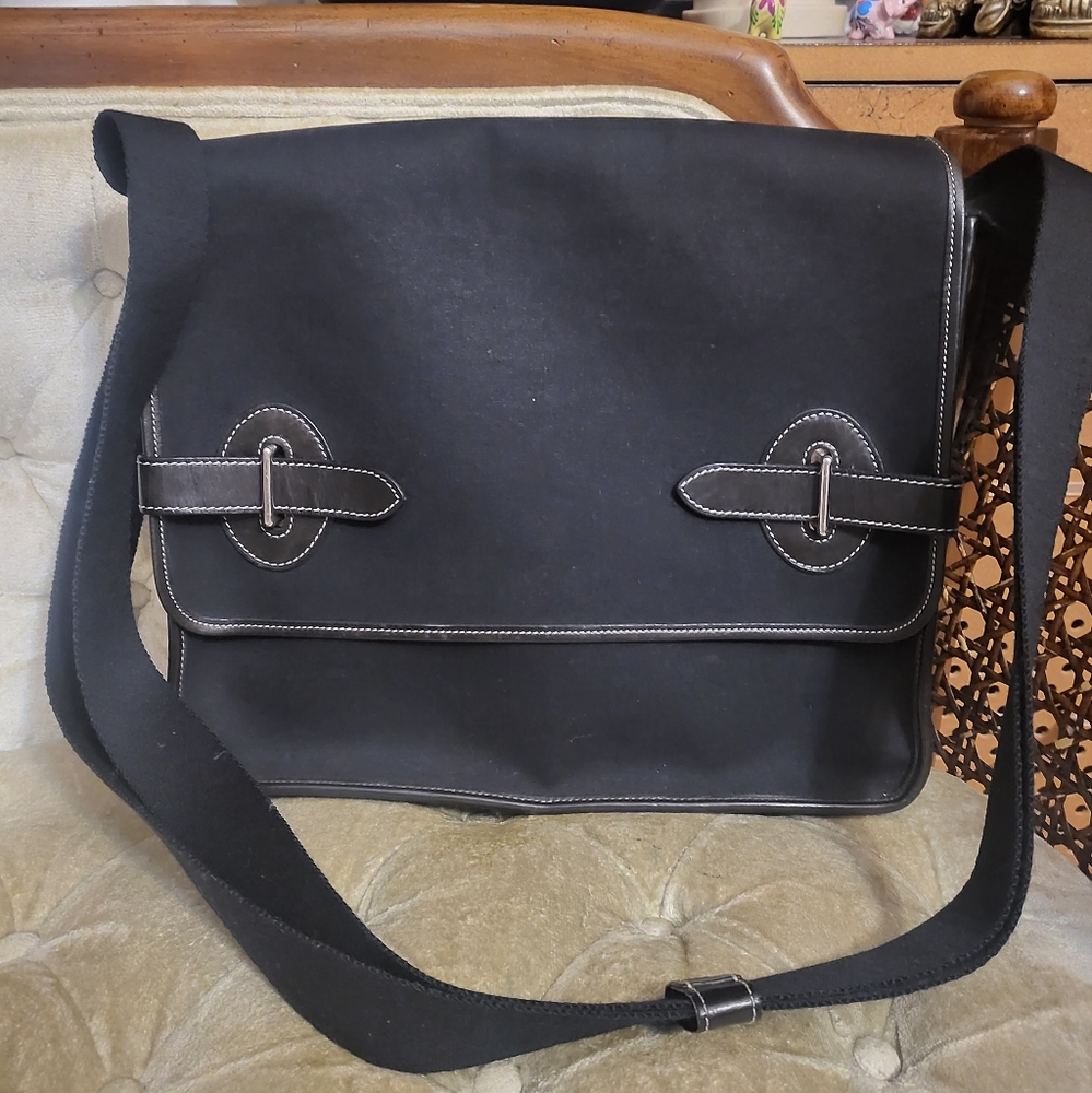 RARE Authentic Hermes Buenaventura Messenger bag (UNISEX)